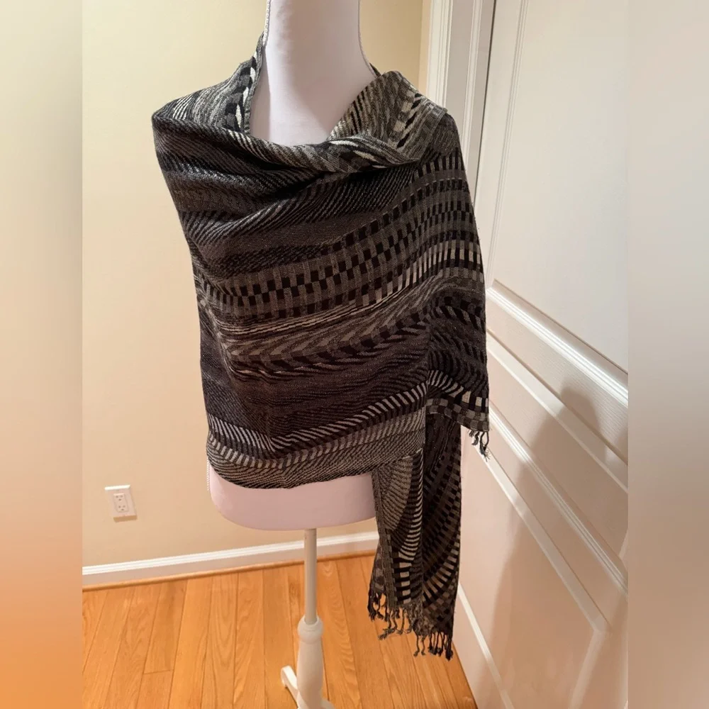 Elegant Black and Gray Patterned Shawl with Shimmer and fringe